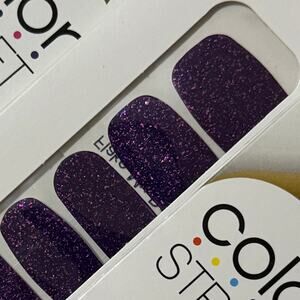 New Color Street “Flake My Day” Eggplant Glitter Shade Nail Strips